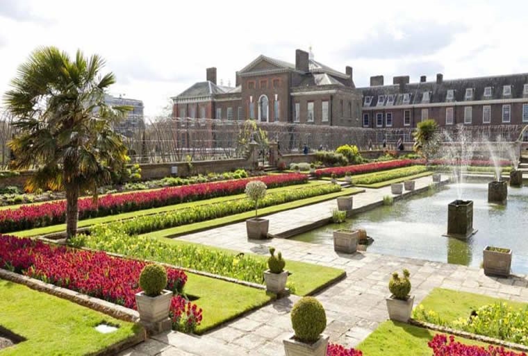 Londra e i suoi giardini. E il complesso di Hampton Court