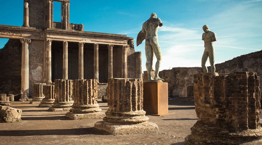 Pompei e le sue ultime scoperte e le Ville di Oplontis Boscoreale Portici